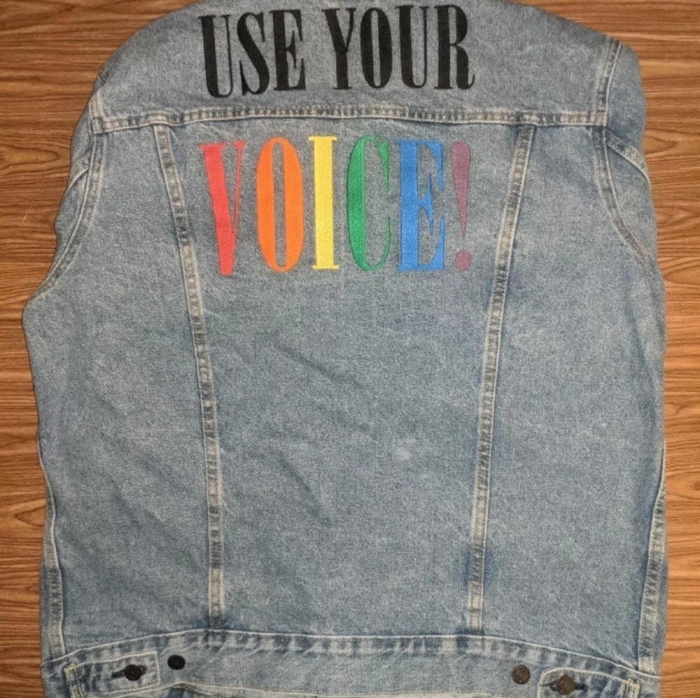 LEVIS PRIDE JACKET - Picture 4 of 6